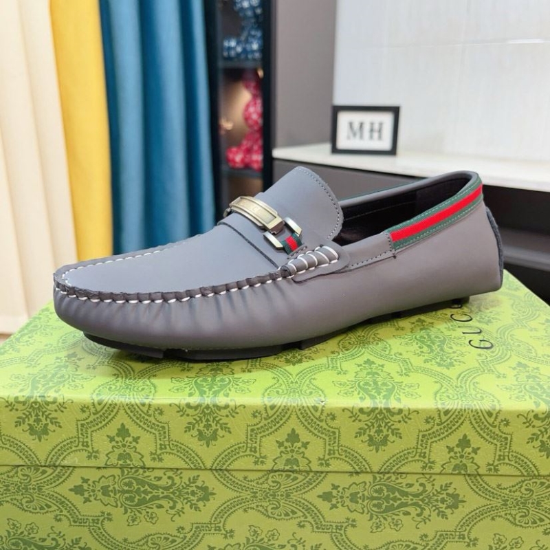 G*u*i leather shoes